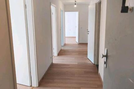 Wohnung Stuttgart Bad Cannstatt - 4 Zimmer, 95 m&sup2;, 380.000&euro; | Angebot:26228144