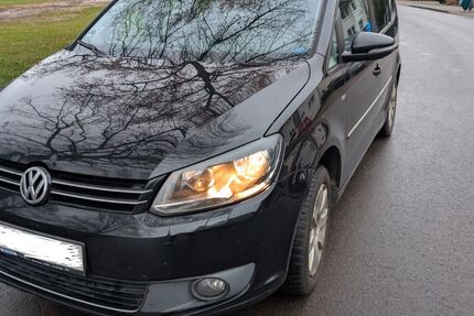 VW Touran 300.000 km 2.700 € Leinfelden 70771