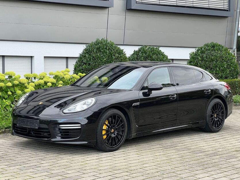 Porsche Panamera 212.000 km 36.900 € Frickenhausen 72636