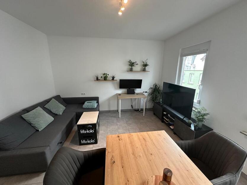 Kernsanierte, ruhige & helle, 3-Zimmer Wohnung