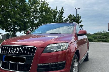 Audi Q7 220.000 km 15.900 &euro; Stuttgart 70565