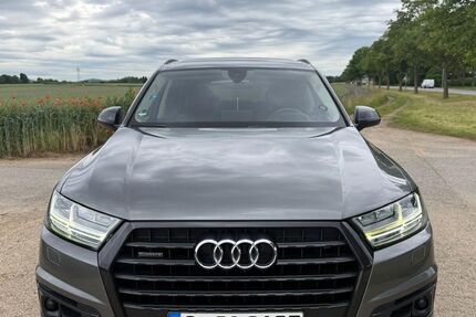 Audi Q7 234.000 km 23.999 &euro; Stuttgart 70327