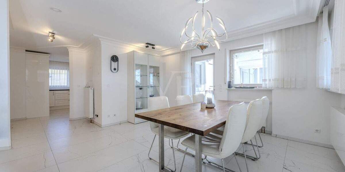 Reihenendhaus Plochingen / Stumpenhof Stumpenhof - 9 Zimmer, 247 m&sup2;, 810.000&euro; | Angebot:23801548