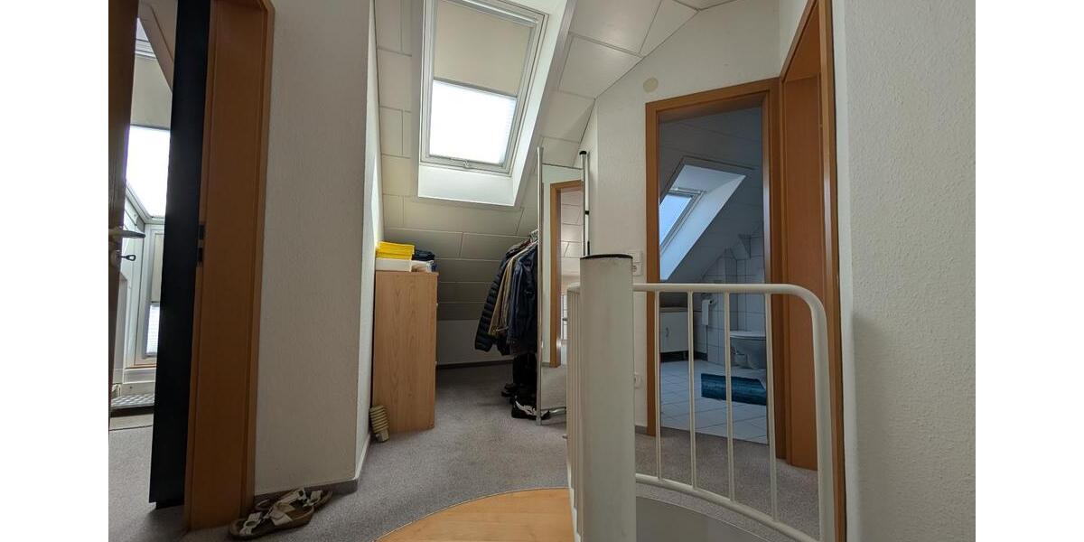 Maisonettenwohnung Stuttgart Hedelfingen - 4.5 Zimmer, 89 m&sup2;, 365.000&euro; | Angebot:27157238