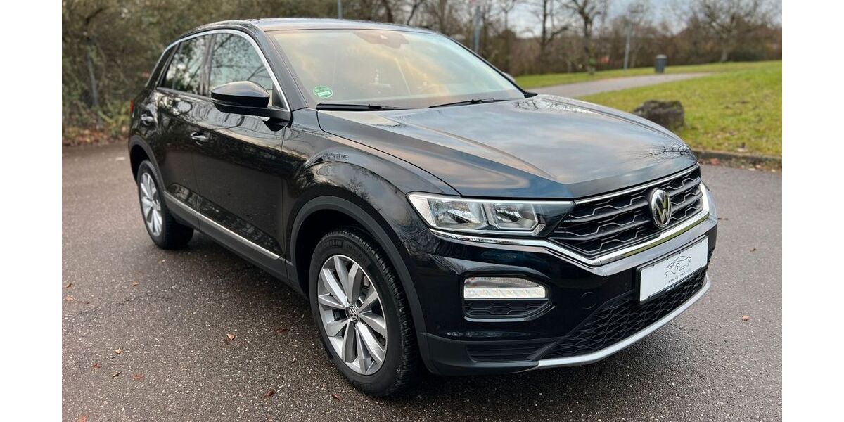 VW T-Roc 140.970 km 17.999 € Stuttgart 70469