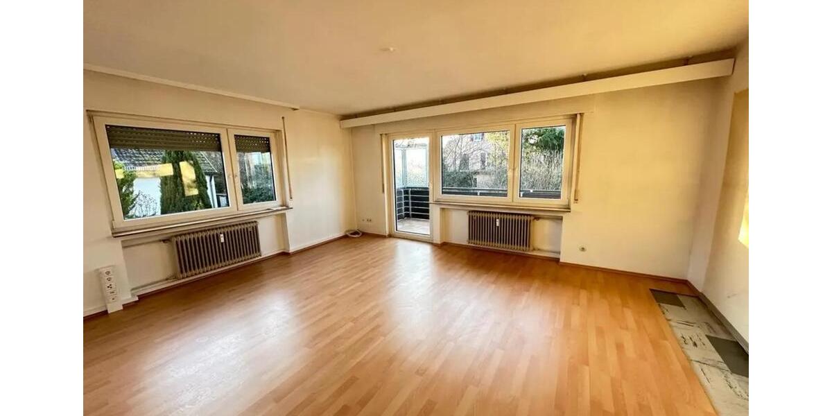 Provisionsfrei: Etagenwohnung mit 4 Zimmern 4 zimmer