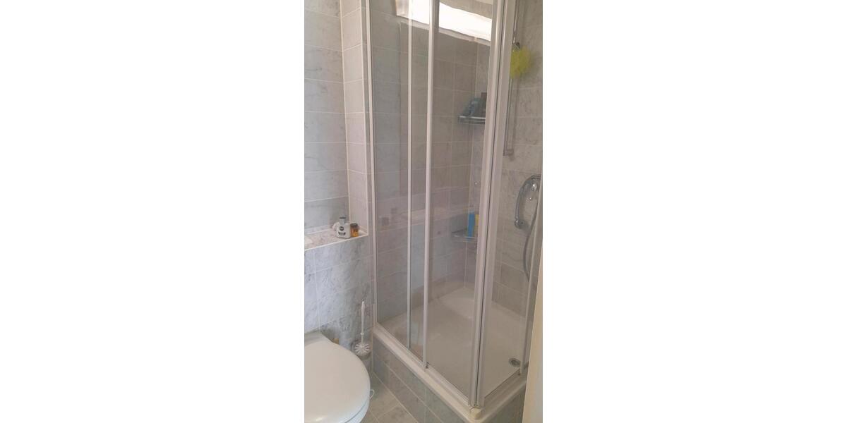 Erdgeschoßwohnung Stuttgart Feuerbach - 4 Zimmer, 90 m&sup2;, 1.700&euro; | Angebot:26409384