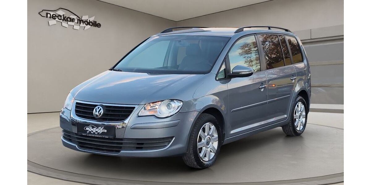 VW Touran 243.585 km 4.490 € Tübingen 72074