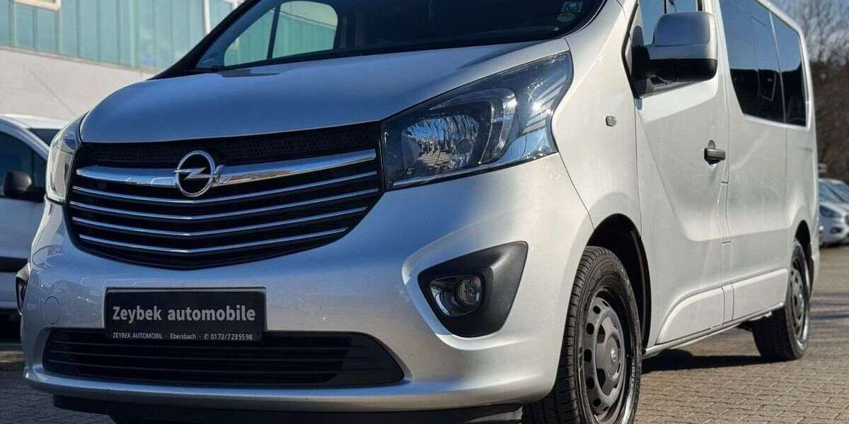 Opel Vivaro 155.000 km 15.950 &euro; Ebersbach An Der Fils 73061