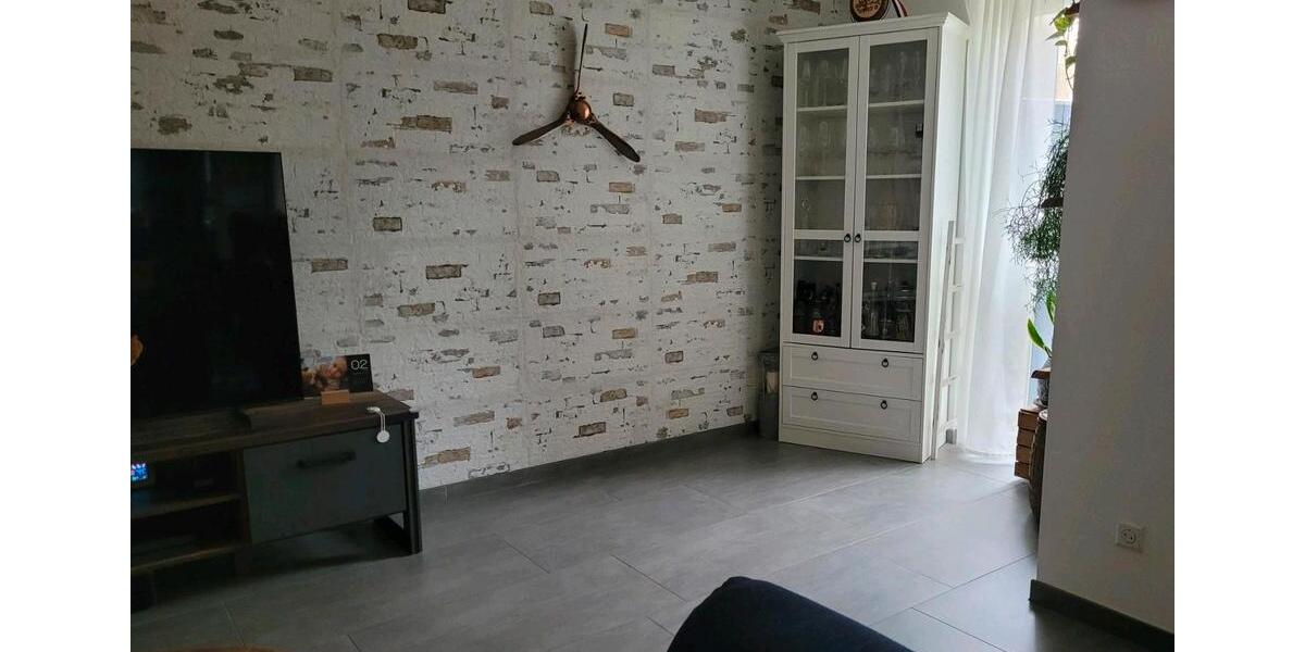 Schöne 3,5 Zimmer Wohnung mit Garten in Freiberg a.N. 3 zimmer