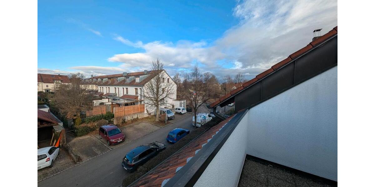 Dachgeschoßwohnung Stuttgart Stuttgart-West - 3 Zimmer, 76 m&sup2;, 950&euro; | Angebot:25174543