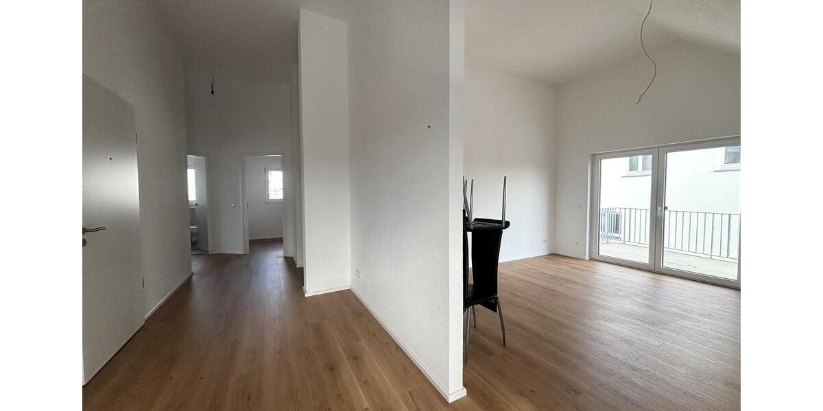 Etagenwohnung Ludwigsburg Hoheneck - 3.5 Zimmer, 90 m&sup2;, 1.350&euro; | Angebot:26234674