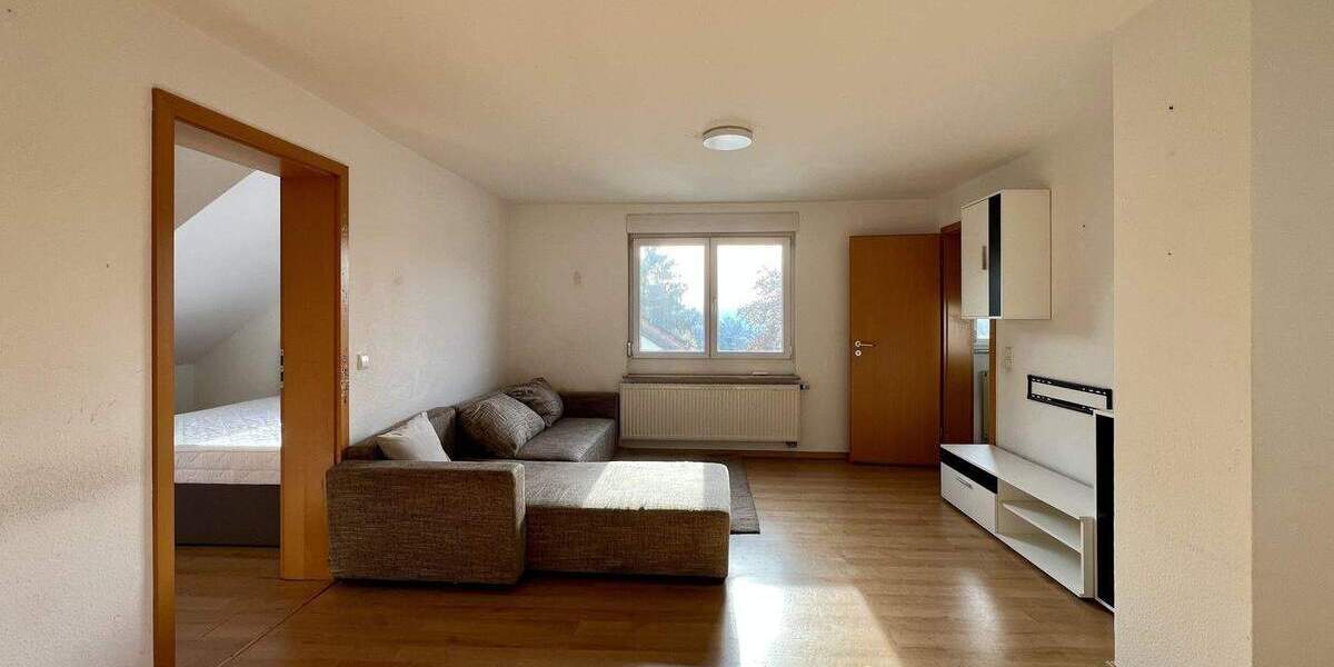 Etagenwohnung Esslingen Krummenacker - 4 Zimmer, 75 m&sup2;, 270.000&euro; | Angebot:23986998