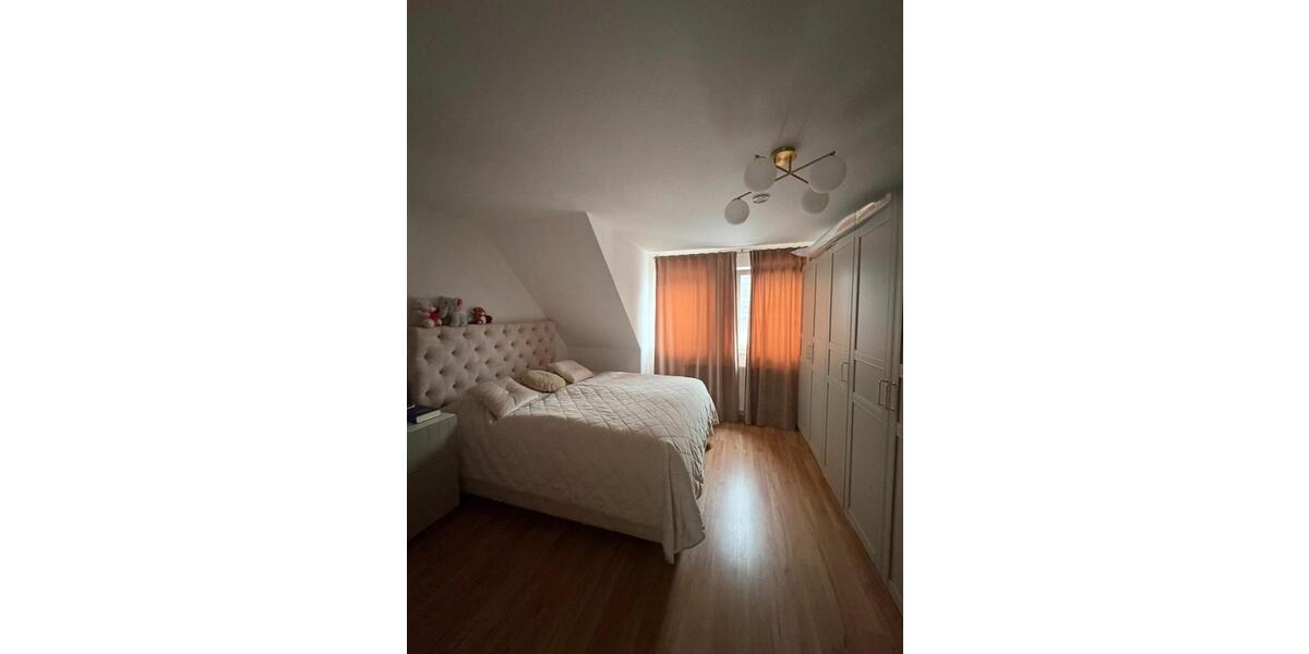 Maisonettenwohnung Leonberg - 3 Zimmer, 66 m&sup2;, 870&euro; | Angebot:26233426