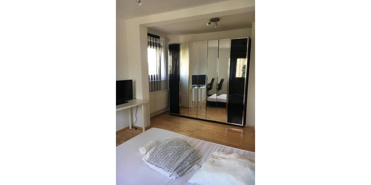 Etagenwohnung Stuttgart Zuffenhausen - 3 Zimmer, 92 m&sup2;, 299.000&euro; | Angebot:26875685