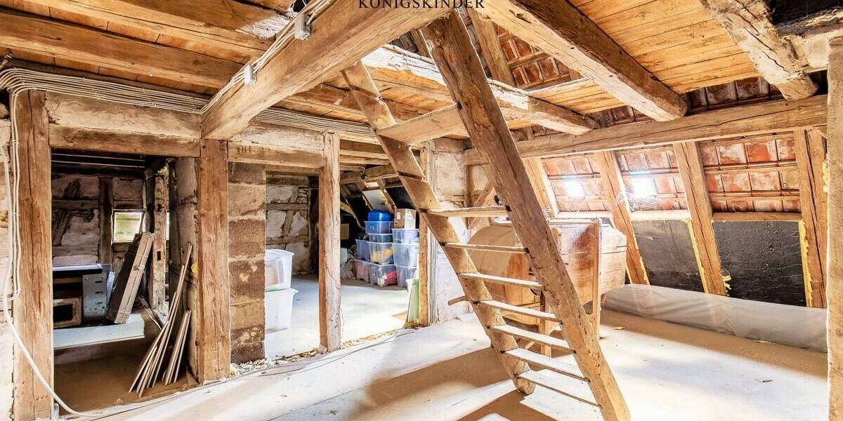 Einfamilienhaus Ditzingen / Hirschlanden Hirschlanden - 8 Zimmer, 199 m&sup2;, 699.000&euro; | Angebot:26472257