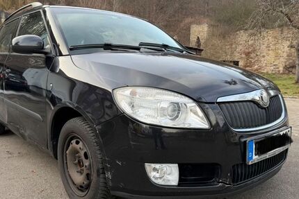 Skoda Fabia 331.000 km 780 &euro; Tübingen 72074