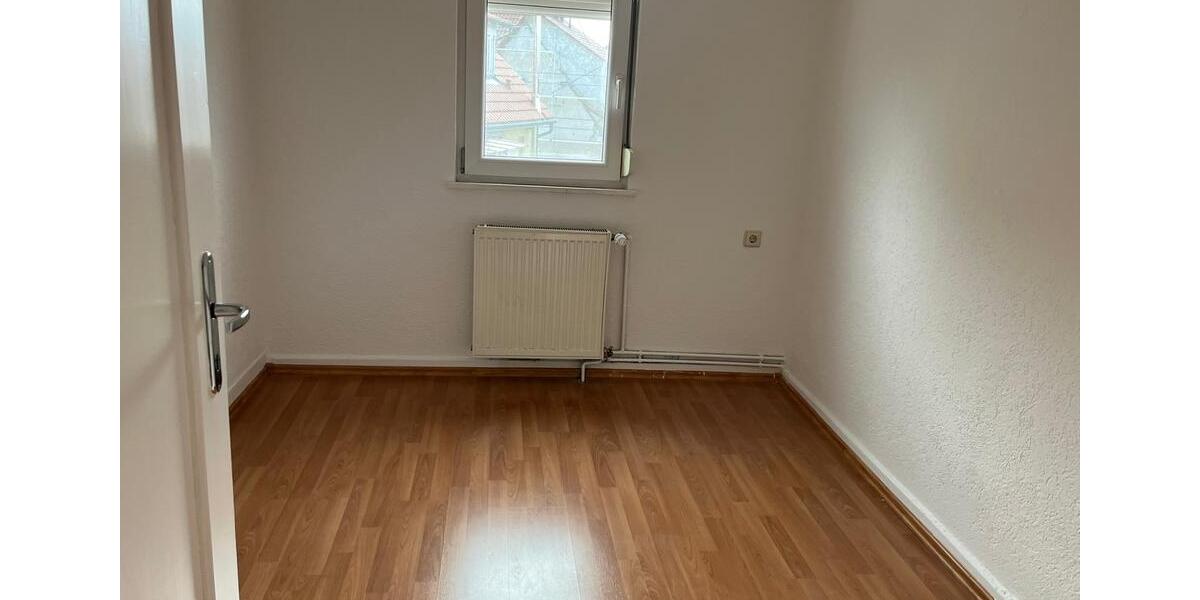 Mehrfamilienhaus, Wohnhaus Reutlingen Altenburg - 8.5 Zimmer, 180 m&sup2;, 690.000&euro; | Angebot:27157500