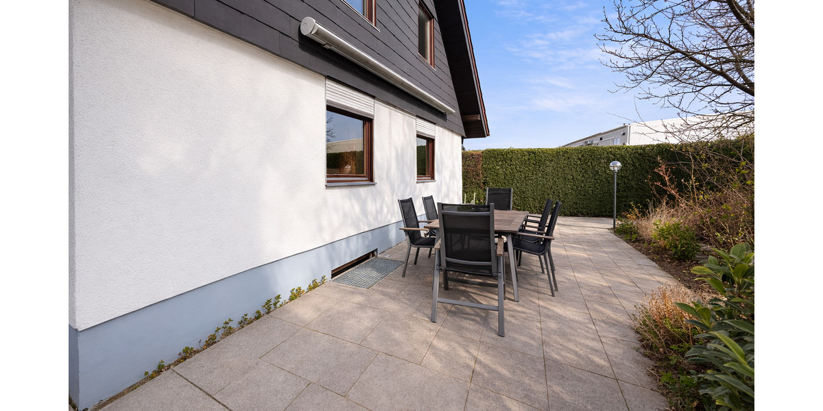 Mehrfamilienhaus, Wohnhaus Sindelfingen Maichingen - 6 Zimmer, 166 m&sup2;, 695.000&euro; | Angebot:25909364