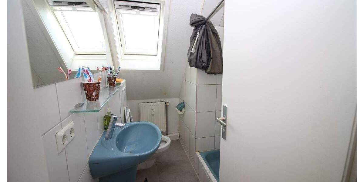 Mehrfamilienhaus, Wohnhaus Stuttgart Untertürkheim - 1 Zimmer, 212 m&sup2;, 1.330.000&euro; | Angebot:26189922