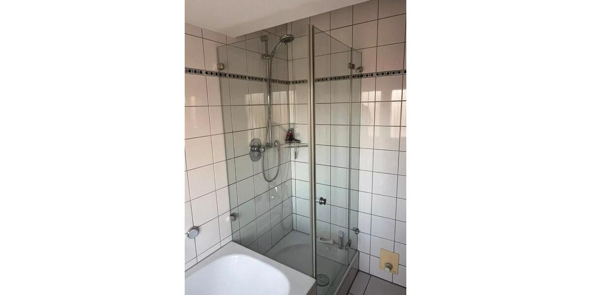 Dachgeschoßwohnung Stuttgart Stuttgart-West - 3 Zimmer, 94 m&sup2;, 1.400&euro; | Angebot:26408603