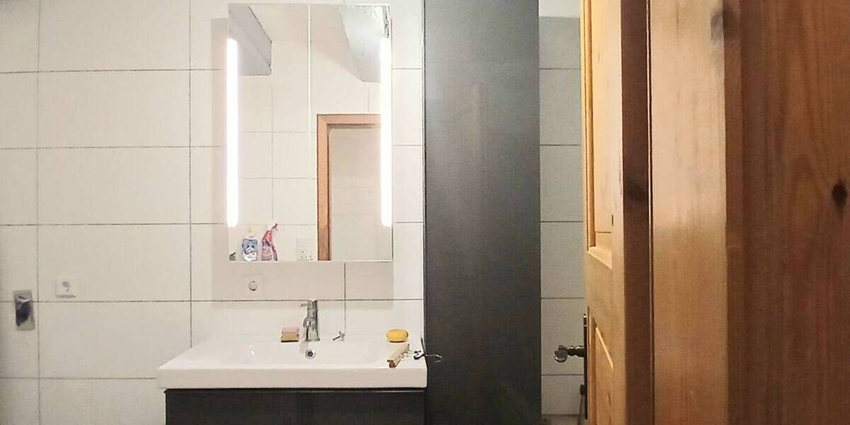 Etagenwohnung Weinstadt Großheppach - 3 Zimmer, 100 m&sup2;, 1.200&euro; | Angebot:26205748