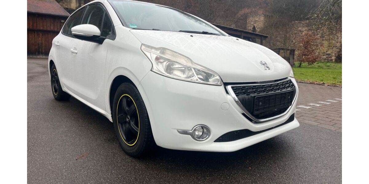 Peugeot 208 165.000 km 3.650 € Tübingen 72074