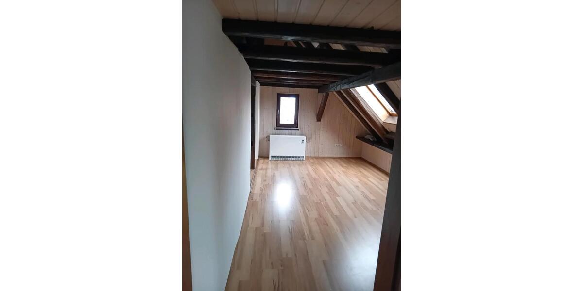Doppelhaushälfte Neckartenzlingen - 5 Zimmer, 140 m&sup2;, 1.150&euro; | Angebot:24728093
