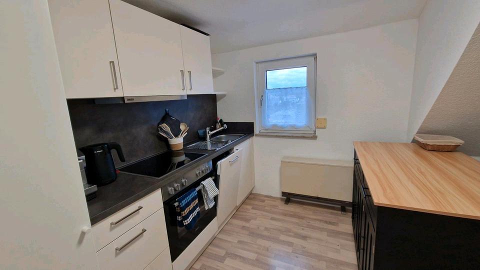 Dachgeschoßwohnung Weil der Stadt - 2 Zimmer, 50 m&sup2;, 550&euro; | Angebot:25233085