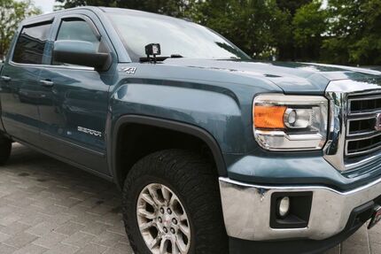 GMC Sierra 217.903 km 13.999 &euro; Fellbach 70736