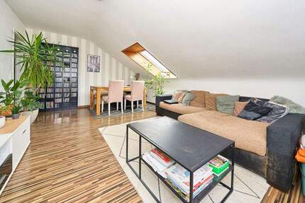 Gemütliche Dachgeschosswohnung mit Weitblick und Potenzial in Remseck-Hochdorf 2 zimmer