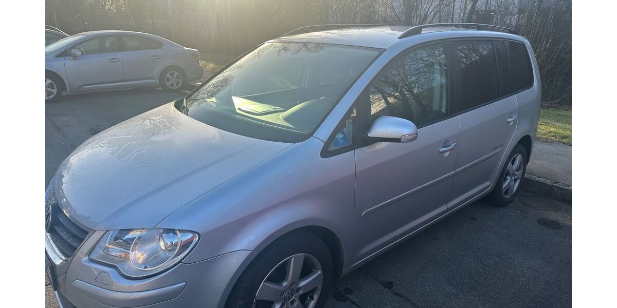 VW Touran 198.000 km 5.600 &euro; Filderstadt 70794