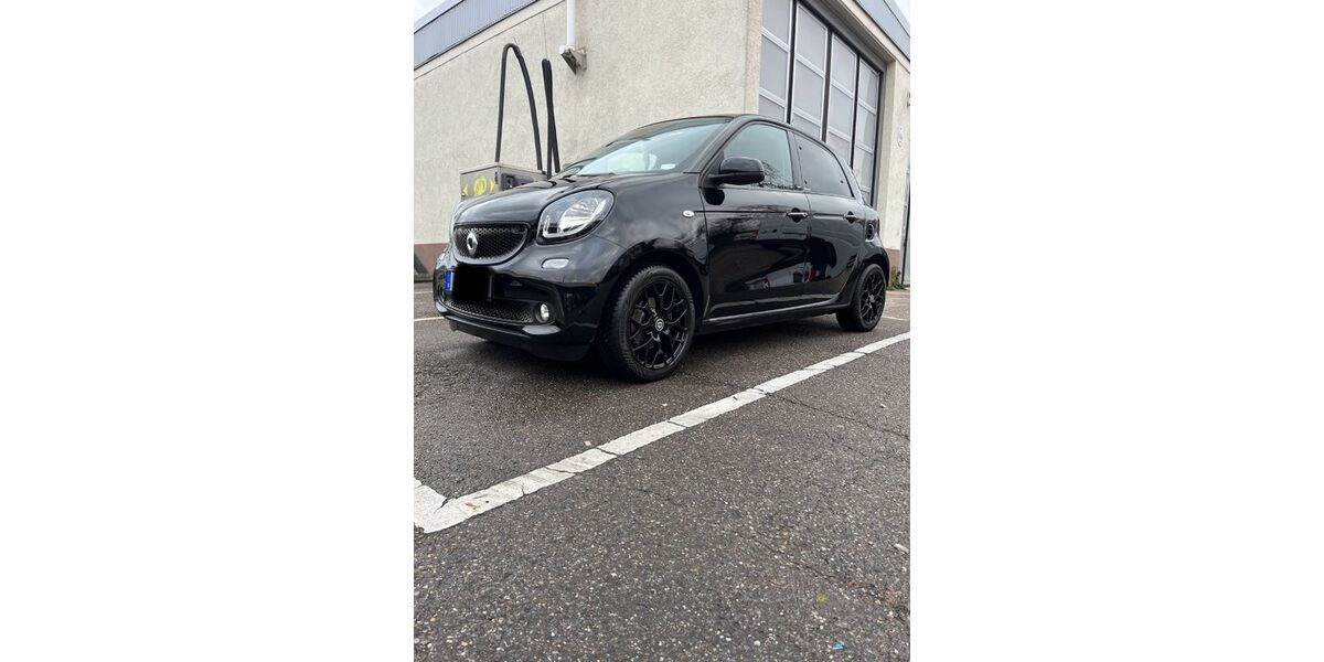 Smart ForFour 76.000 km 12.500 € Stuttgart 70188