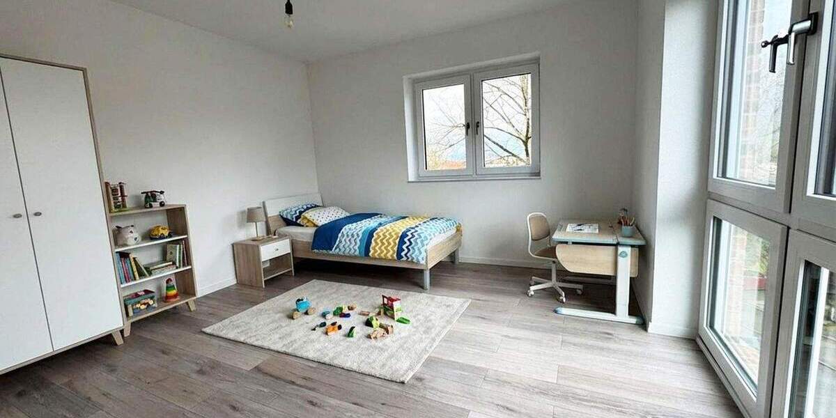 Etagenwohnung Waiblingen Hegnach - 4 Zimmer, 125 m&sup2;, 1.750&euro; | Angebot:25567300