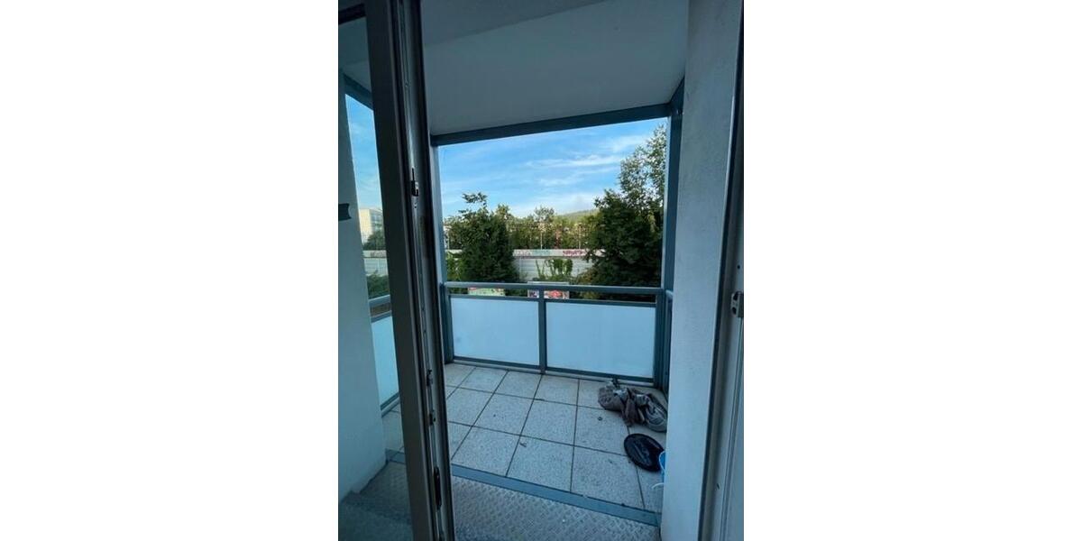 Etagenwohnung Esslingen am Neckar Brühl - 4 Zimmer, 72 m&sup2;, 811&euro; | Angebot:24876487