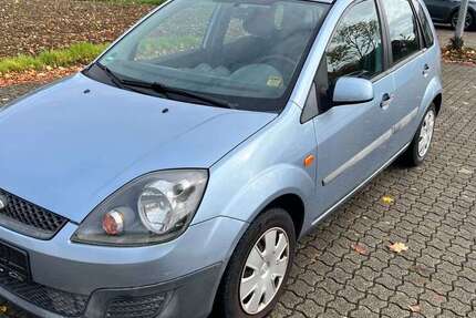 Ford Fiesta 100.000 km 599 € Holzgerlingen 71088