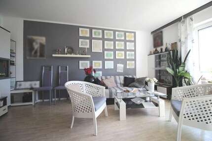 Wohnung zum Kaufen in Stuttgart 315.000 € 96.9 m² 4 zimmer