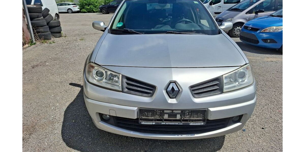 Renault Megane 87.001 km 2.590 &euro; Kernen i. r 71394
