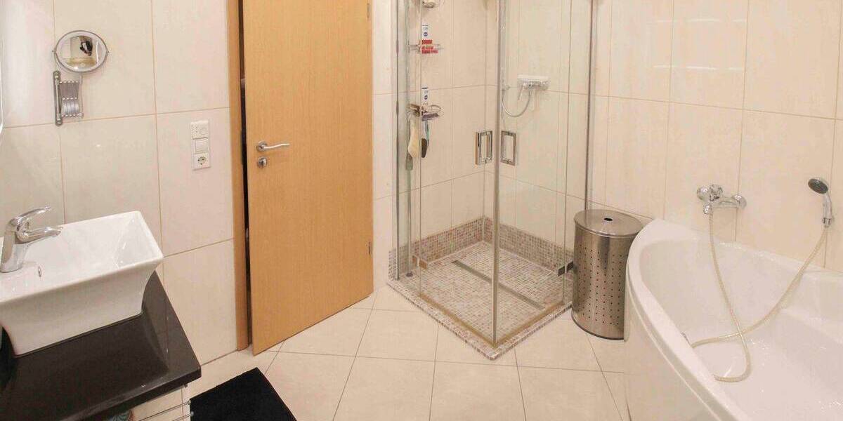 Reihenmittelhaus Korntal-Münchingen Münchingen - 5 Zimmer, 152 m&sup2;, 649.000&euro; | Angebot:26156436
