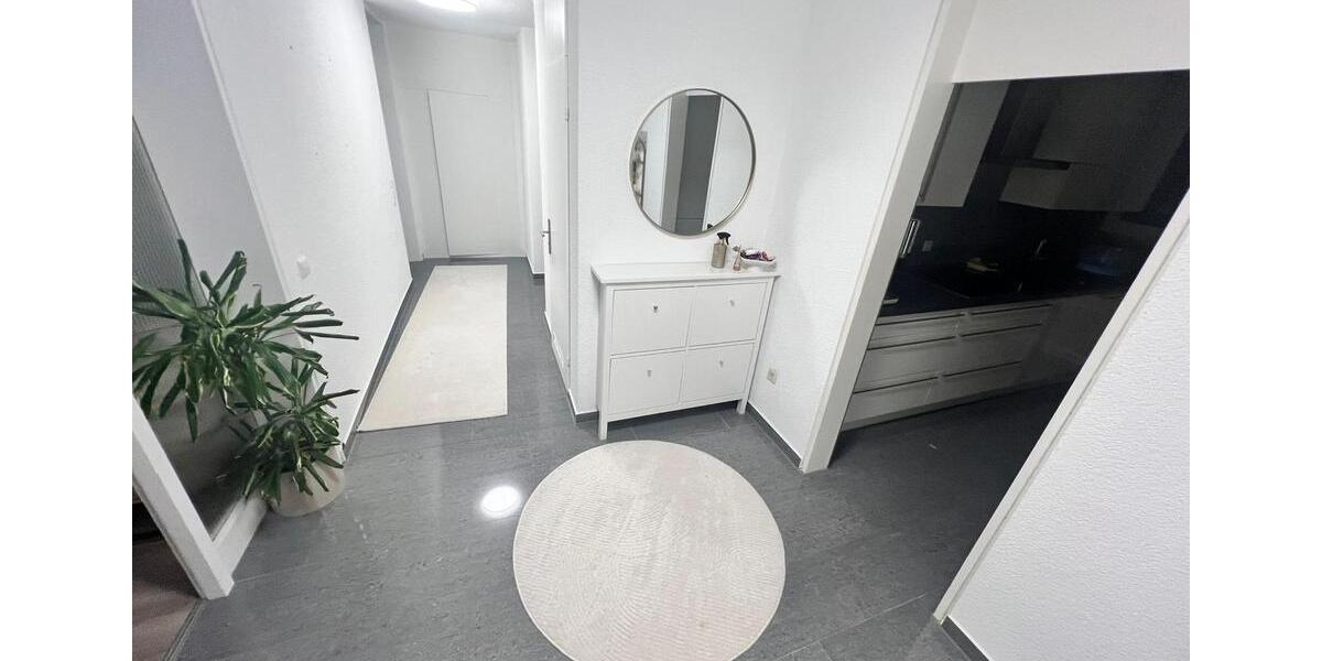 Etagenwohnung Leonberg - 3 Zimmer, 81 m&sup2;, 1.400&euro; | Angebot:26350182
