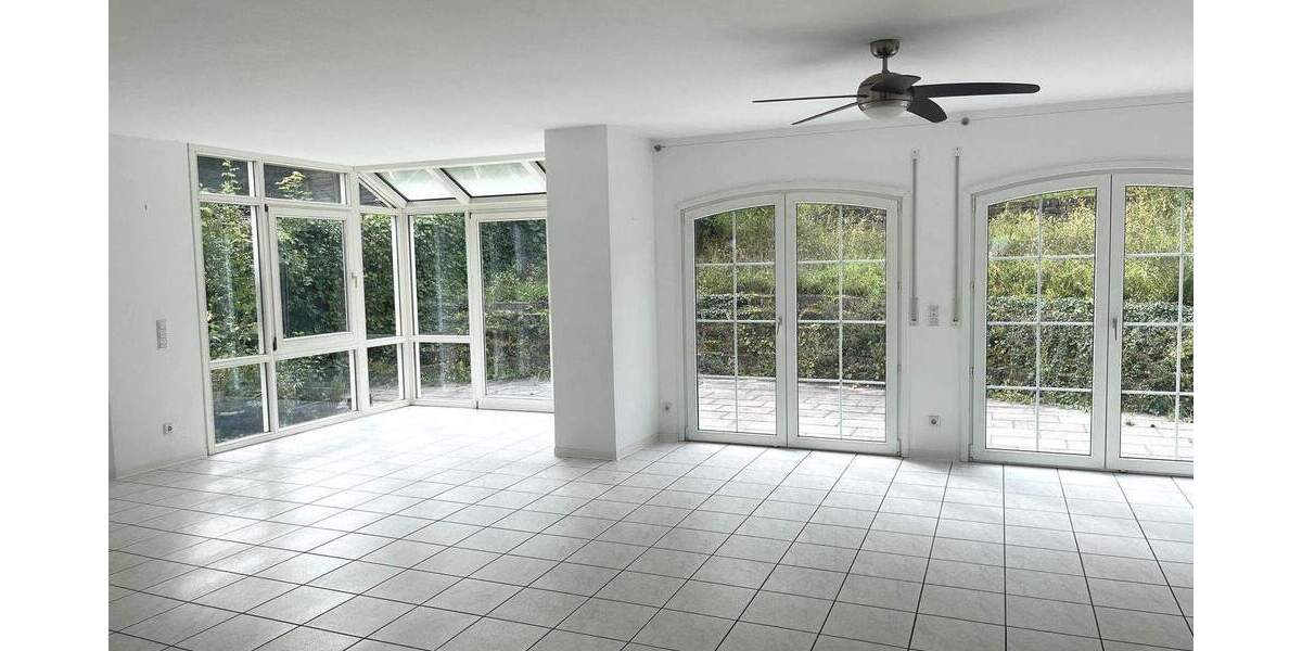 Einfamilienhaus Stuttgart Nord - 7 Zimmer, 242 m&sup2;, 1.690.000&euro; | Angebot:24696329