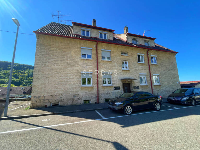 3-Zimmer-Wohnung mit Balkon, Gartenanteil und Fernblick in Reutlingen-Gönningen
