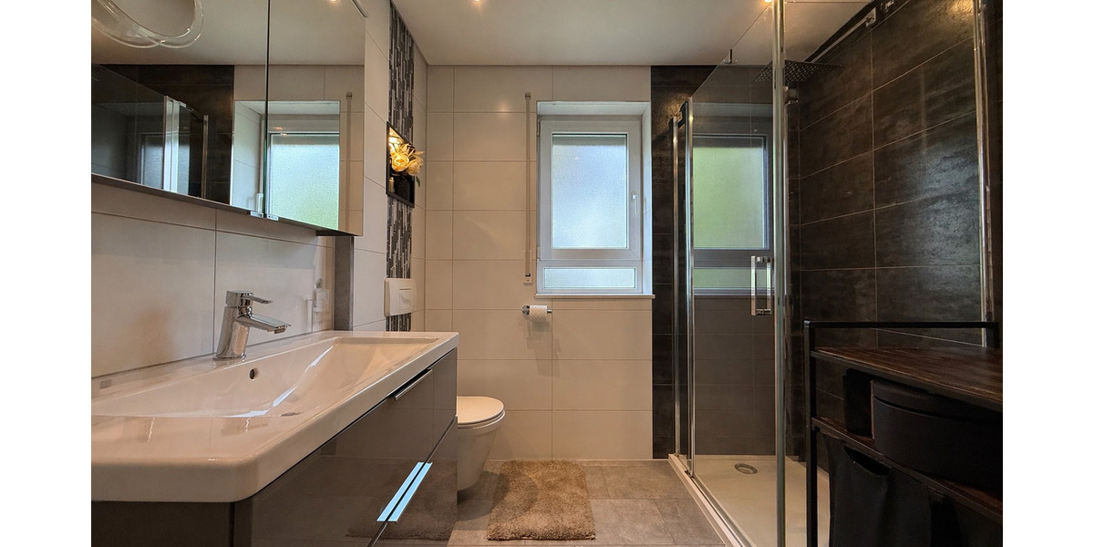 Etagenwohnung Ebersbach an der Fils Ebersbach - 3 Zimmer, 72 m&sup2;, 350.000&euro; | Angebot:26345227