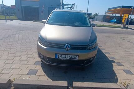 VW Touran 210.100 km 10.800 &euro; Hildrizhausen 71157