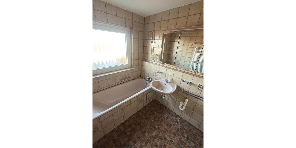 3,5 Zimmer Wohnung in Eglosheim zu vermieten (WG Möglich) 3.5 zimmer