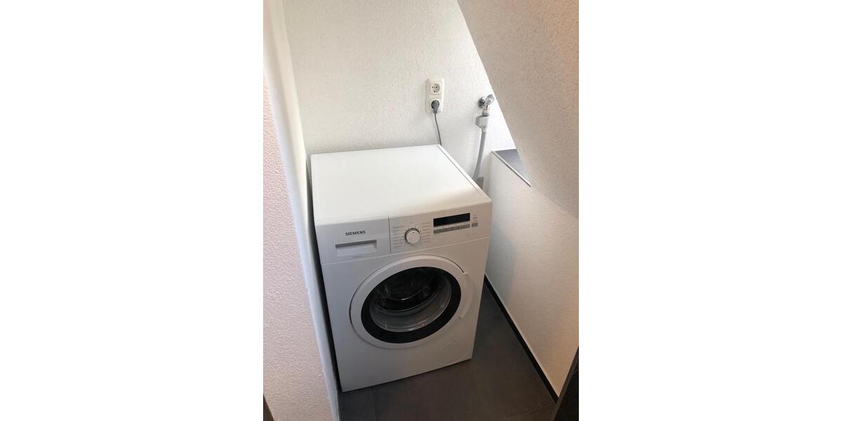 Dachgeschoßwohnung Stuttgart Bopser - 2 Zimmer, 55 m&sup2;, 1.145&euro; | Angebot:25379671