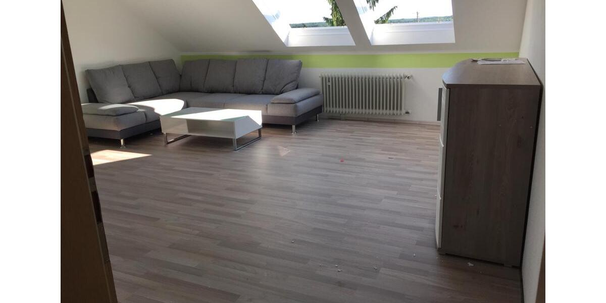 Dachgeschoßwohnung Böblingen Dagersheim - 3.5 Zimmer, 88 m&sup2;, 320.000&euro; | Angebot:26180306