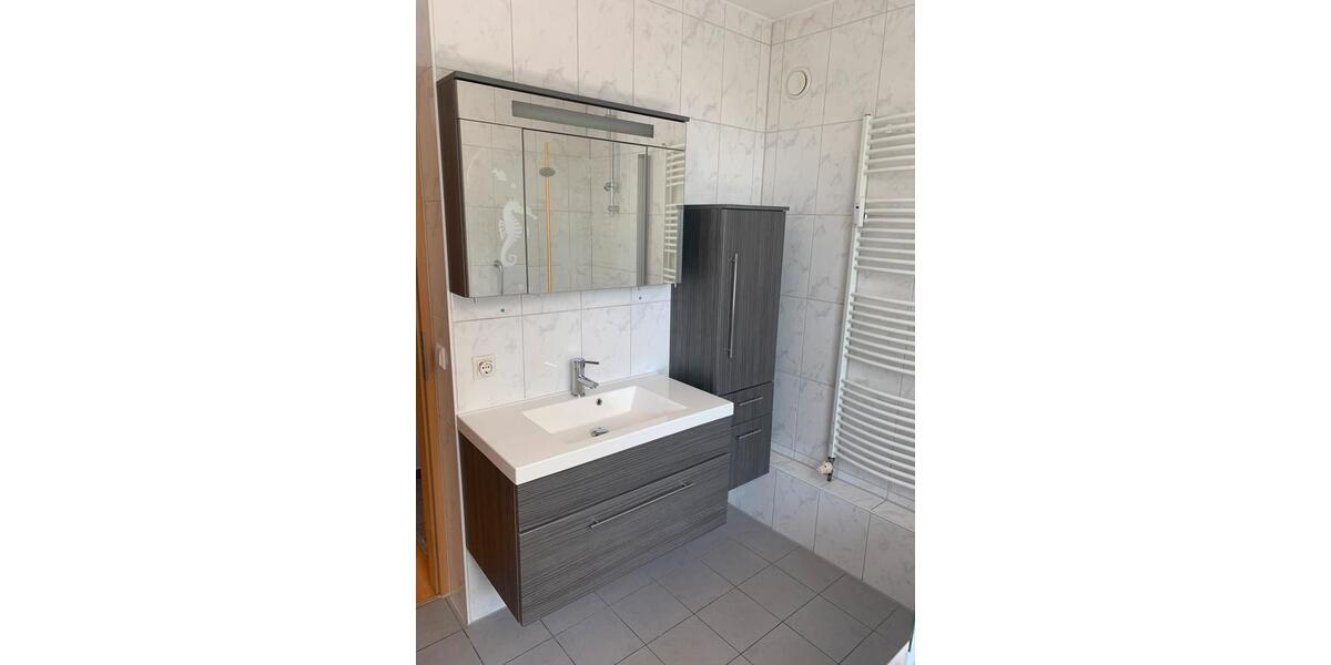 Etagenwohnung Stuttgart Botnang - 3.5 Zimmer, 70 m&sup2;, 1.290&euro; | Angebot:24795730