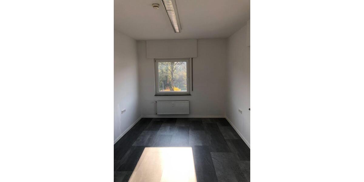 Verkehrsgünstige, repräsentative Büroeinheit Büro provisionsfrei - Gewerbeobjekt Remshalden | Angebot:26441974