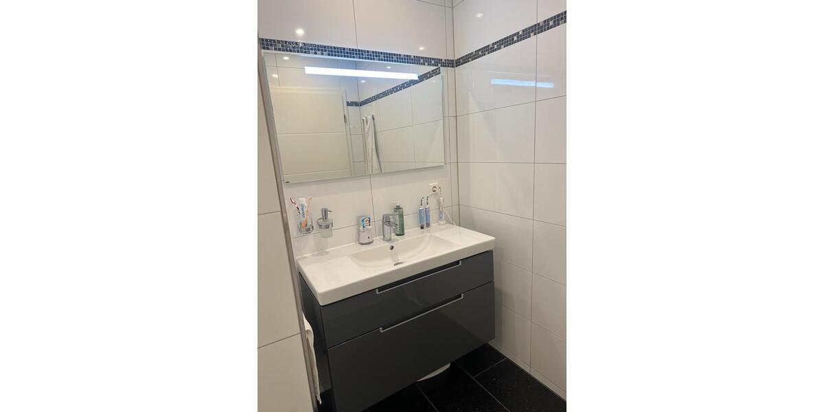 Erdgeschoßwohnung Kornwestheim - 3 Zimmer, 74 m&sup2;, 295.000&euro; | Angebot:26535279